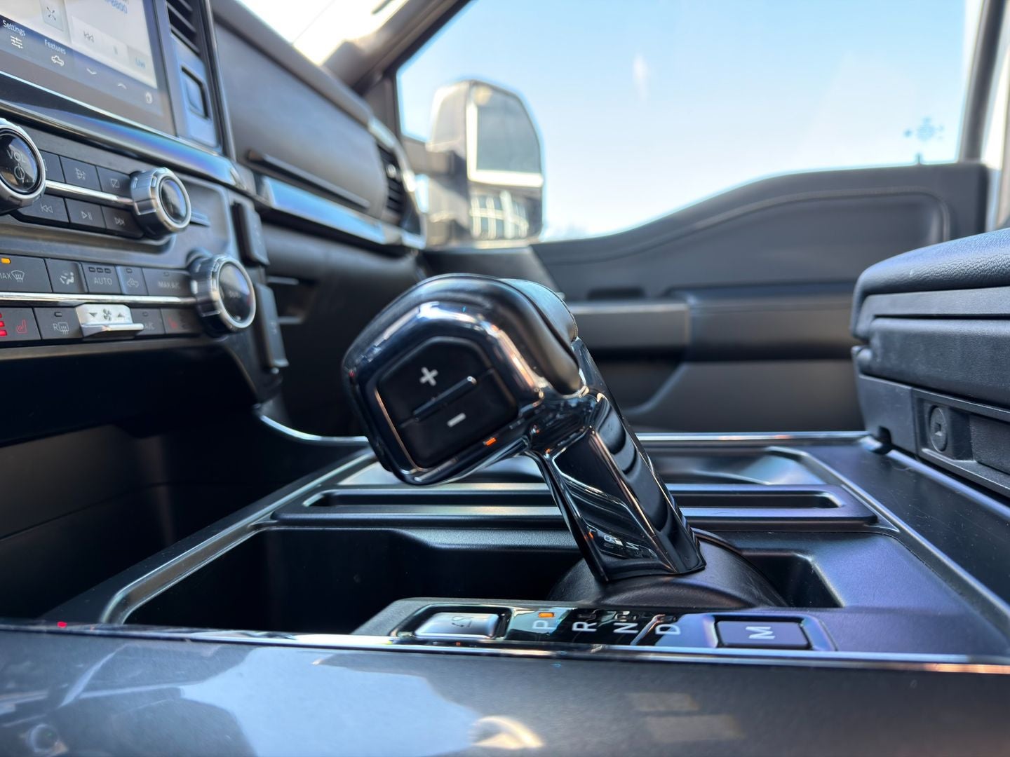 2023 Ford F-150 XLT 4X4 Powerboost Hybrid V6