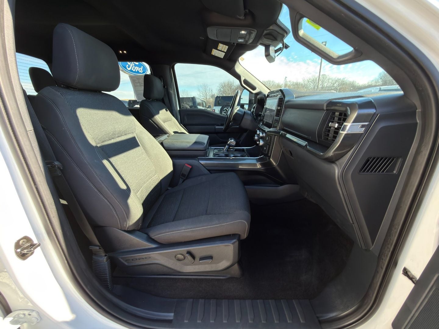 2023 Ford F-150 XLT 4X4 Powerboost Hybrid V6