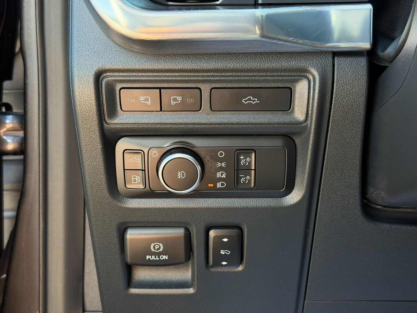 2021 Ford F-150 Lariat 4X4 Powerboost Hybrid V6