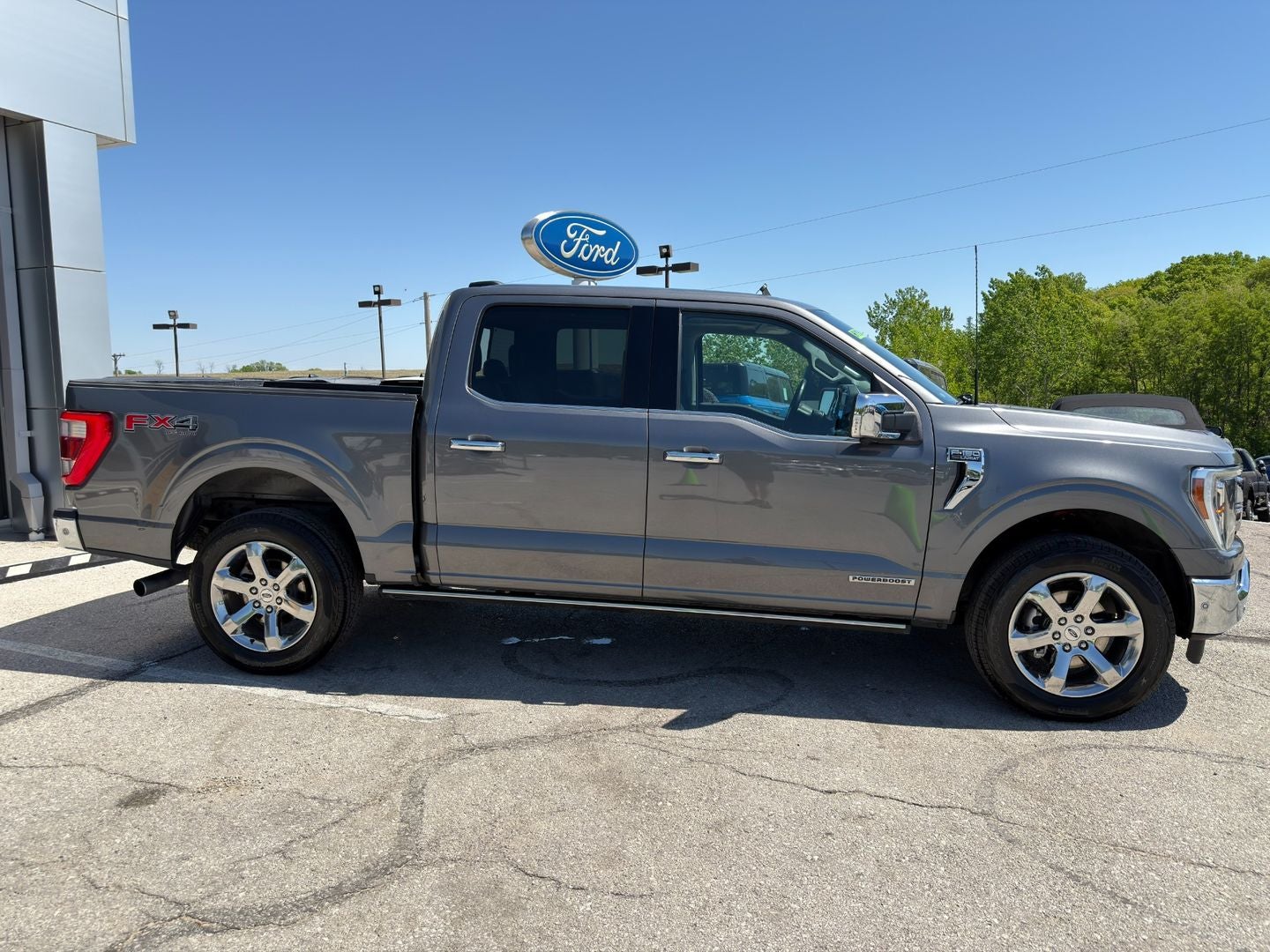 2021 Ford F-150 Lariat 4X4 Powerboost Hybrid V6