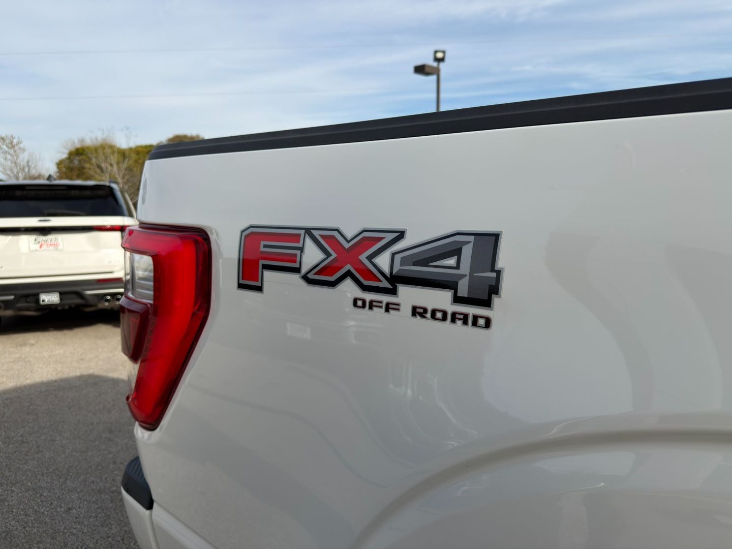 2021 Ford F-150 Lariat 4X4 Powerboost Hybrid V6