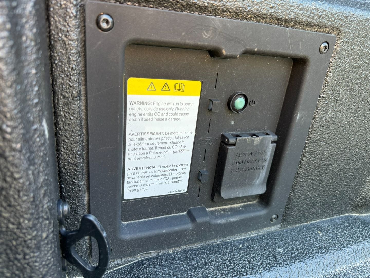 2022 Ford F-150 XLT 4X4 Powerboost Hybrid V6