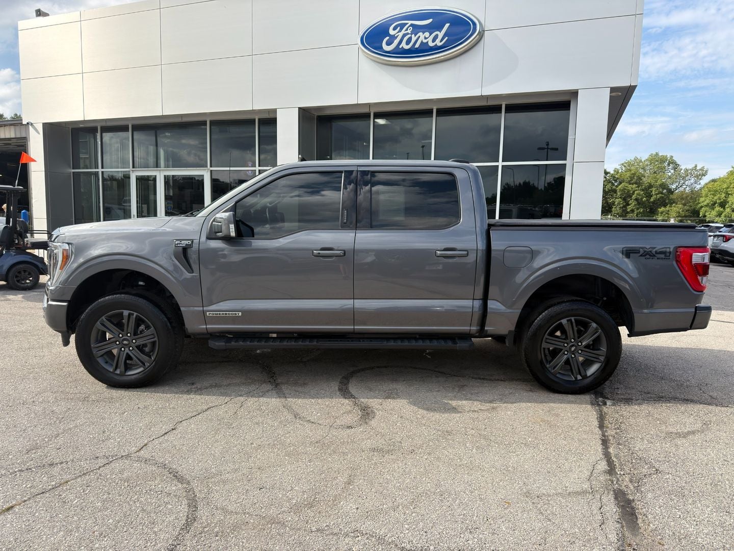 2023 Ford F-150 Lariat 4X4 Powerboost Hybrid V6