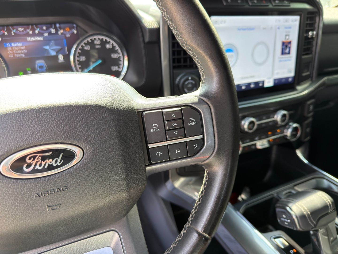 2023 Ford F-150 XLT 4X4 Powerboost Hybrid V6