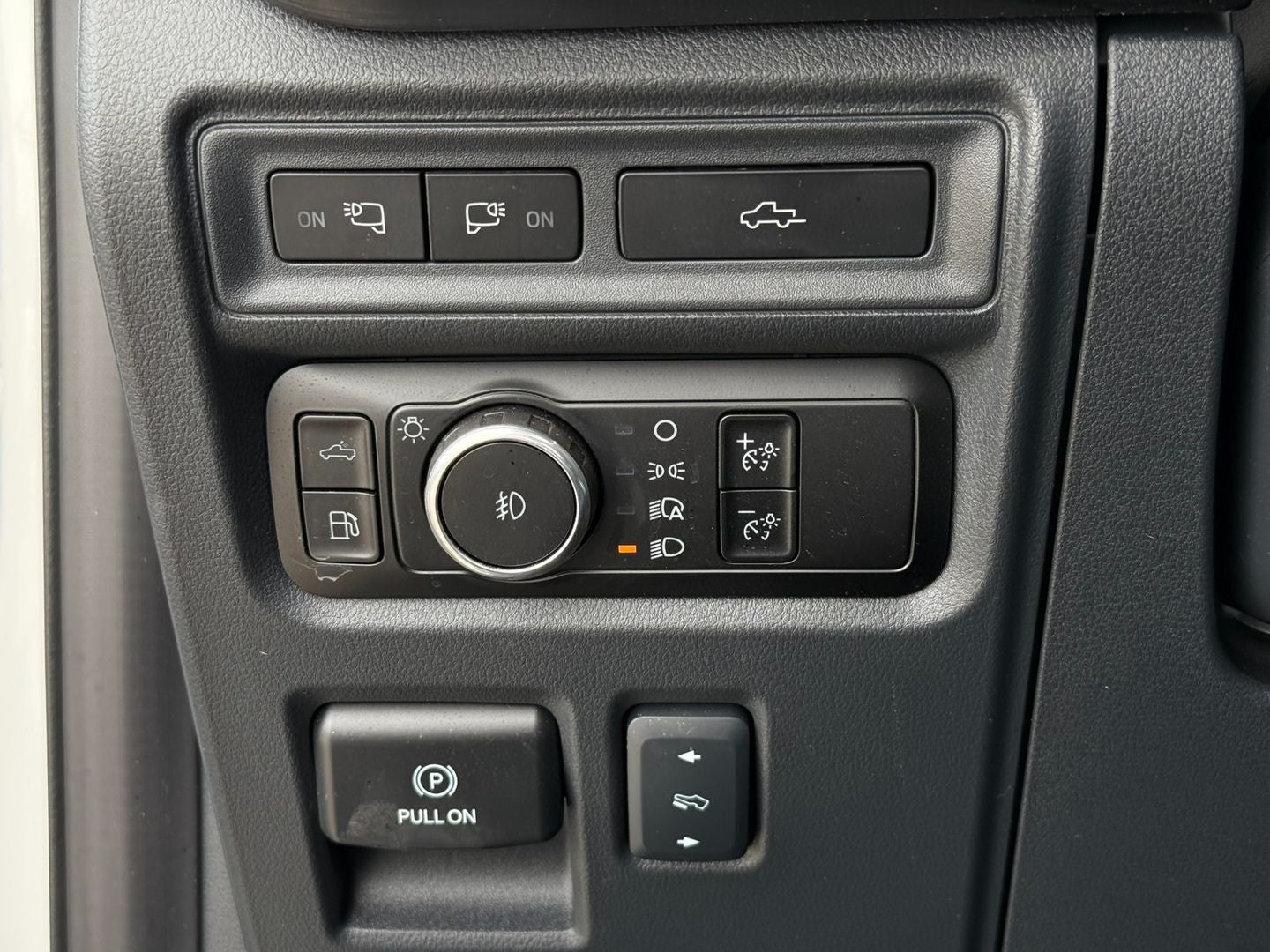 2023 Ford F-150 Lariat 4X4 Powerboost Hybrid V6