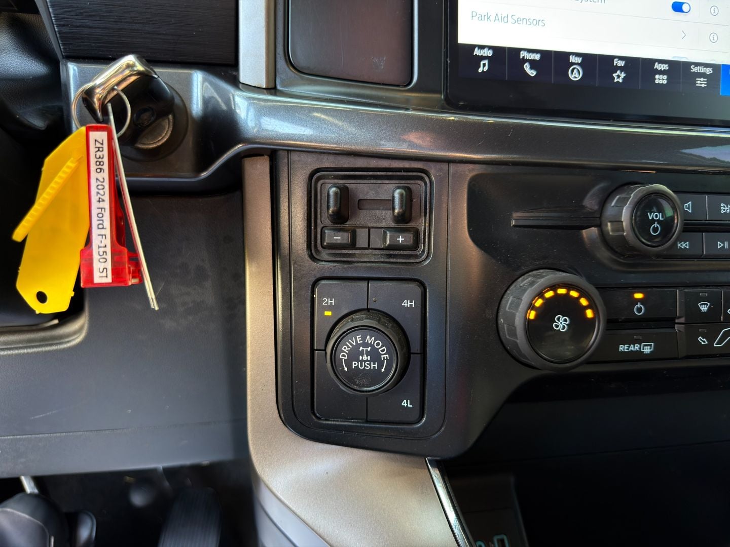 2024 Ford F-150 STX