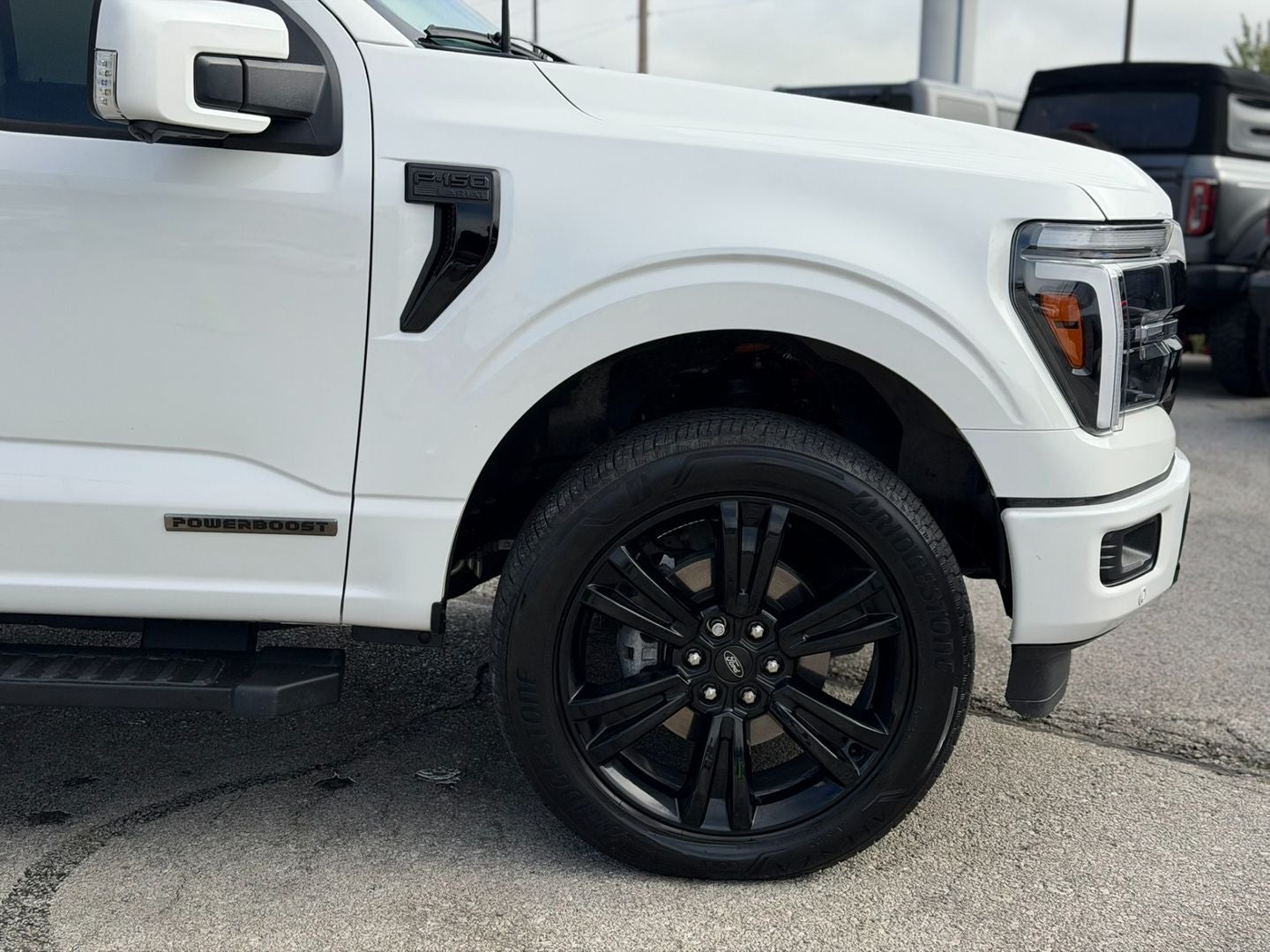2025 Ford F-150 LARIAT