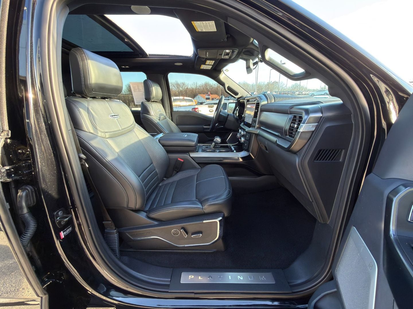 2024 Ford F-150 Platinum