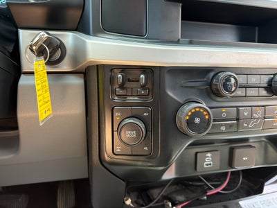 2024 Ford Super Duty F-350 SRW XL 4X4