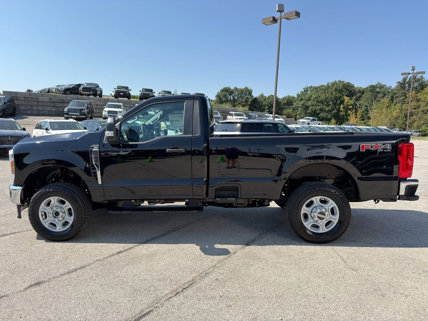 2026 Ford Super Duty F-350® XLT