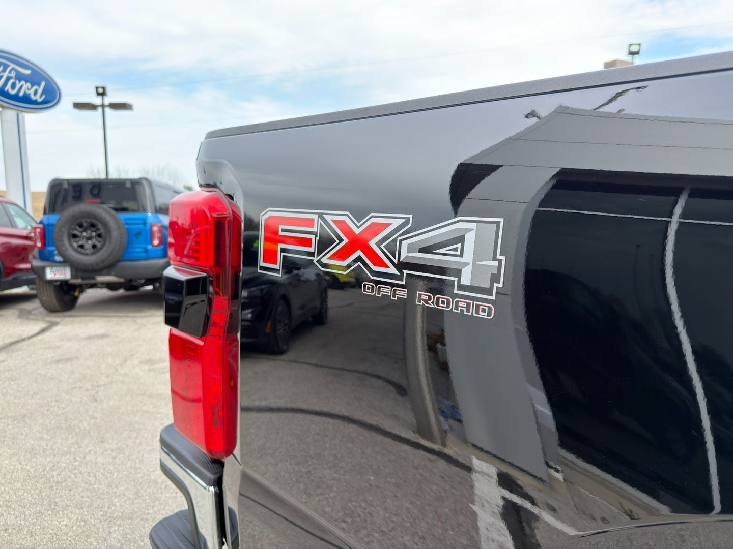 2026 Ford Super Duty F-350® XLT