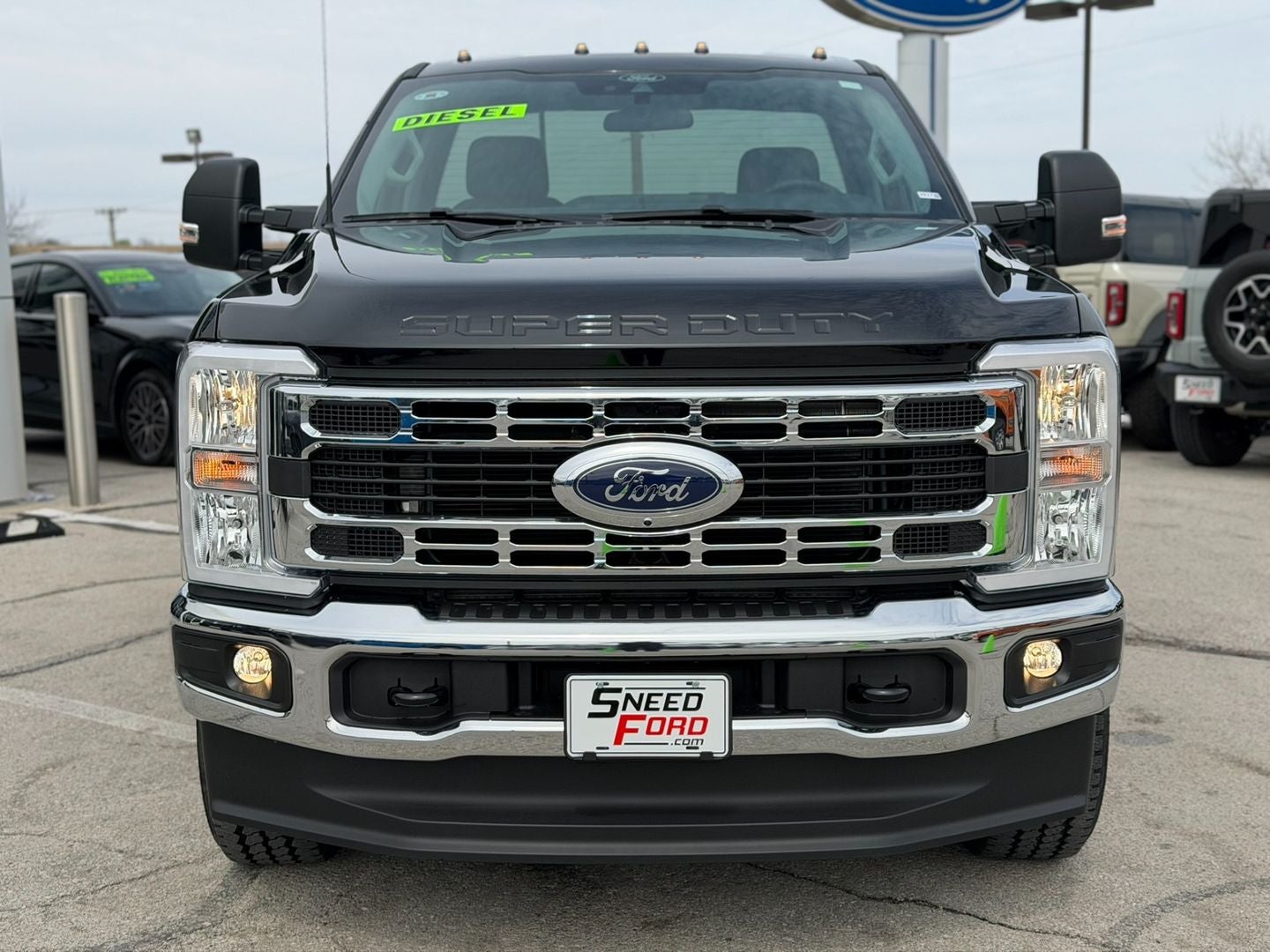 2026 Ford Super Duty F-350® XLT