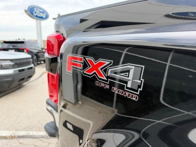 2027 Ford Super Duty F-350 DRW F-350® XLT