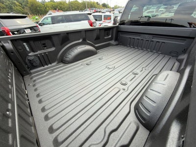 2027 Ford Super Duty F-350 DRW F-350® XLT