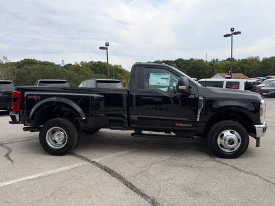 2027 Ford Super Duty F-350 DRW F-350® XLT