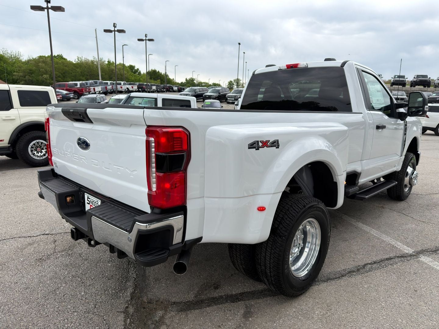 2026 Ford Super Duty F-350® XLT