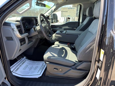 2026 Ford Super Duty F-350® XLT