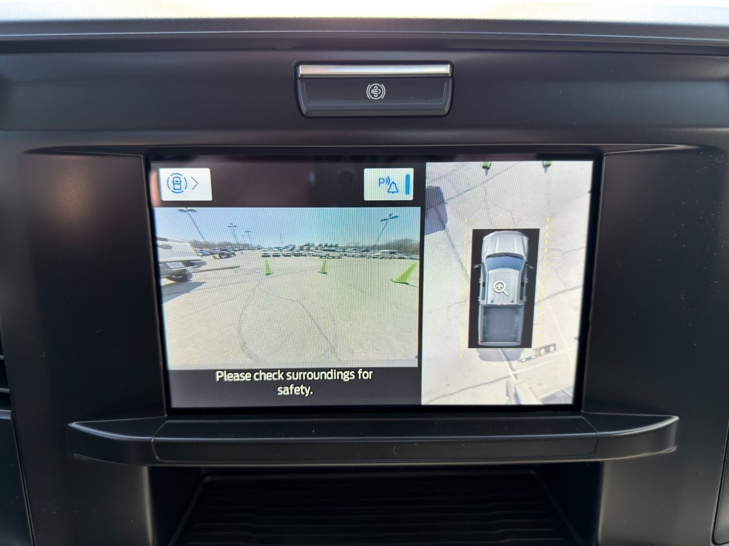 2026 Ford Super Duty F-350® XLT