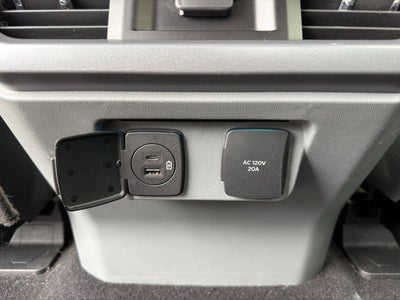 2023 Ford F-150 Lightning XLT