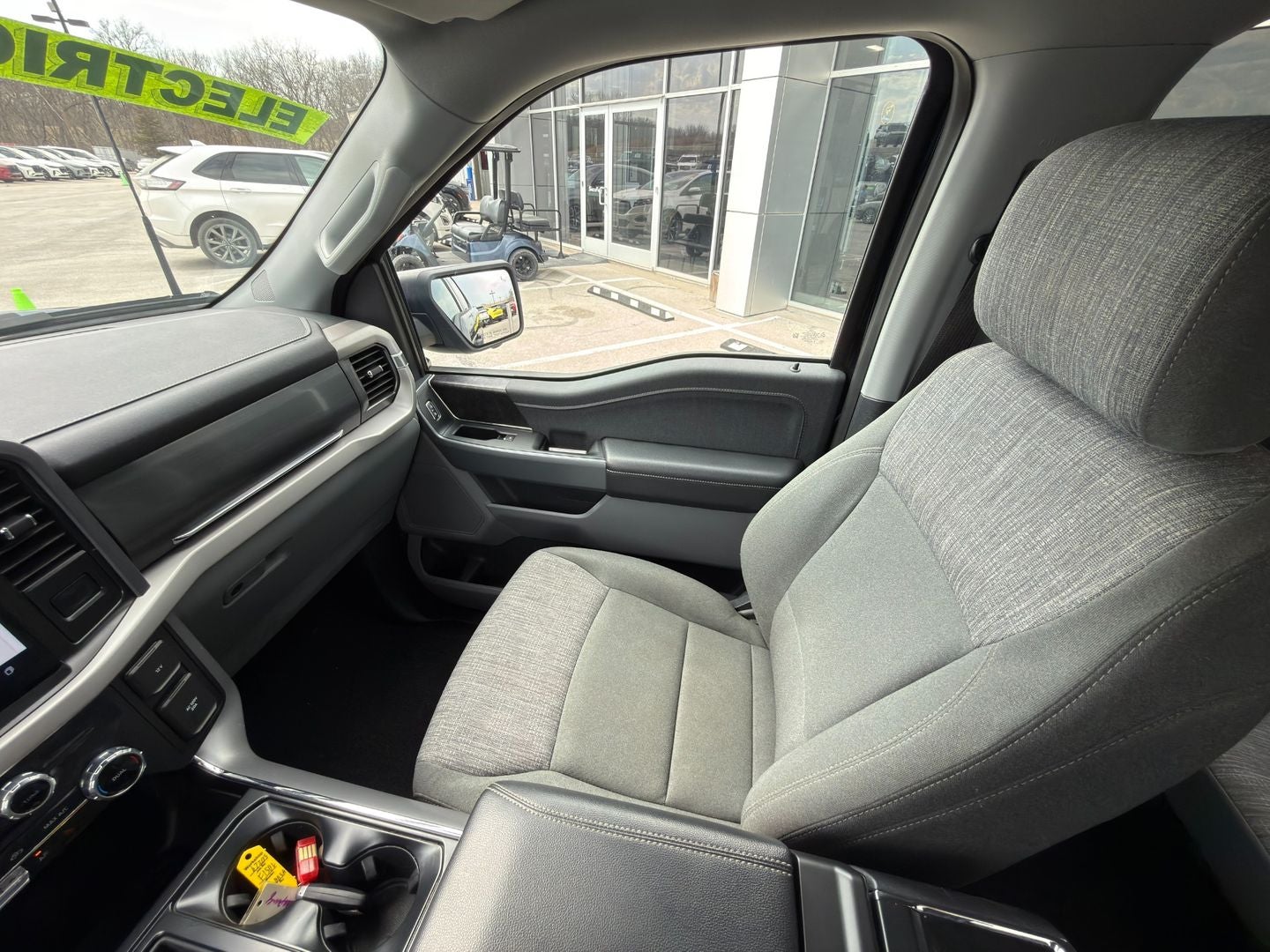 2023 Ford F-150 Lightning XLT