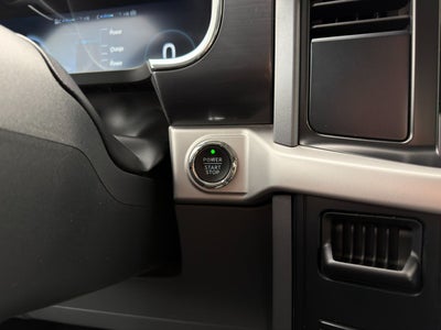2023 Ford F-150 Lightning XLT