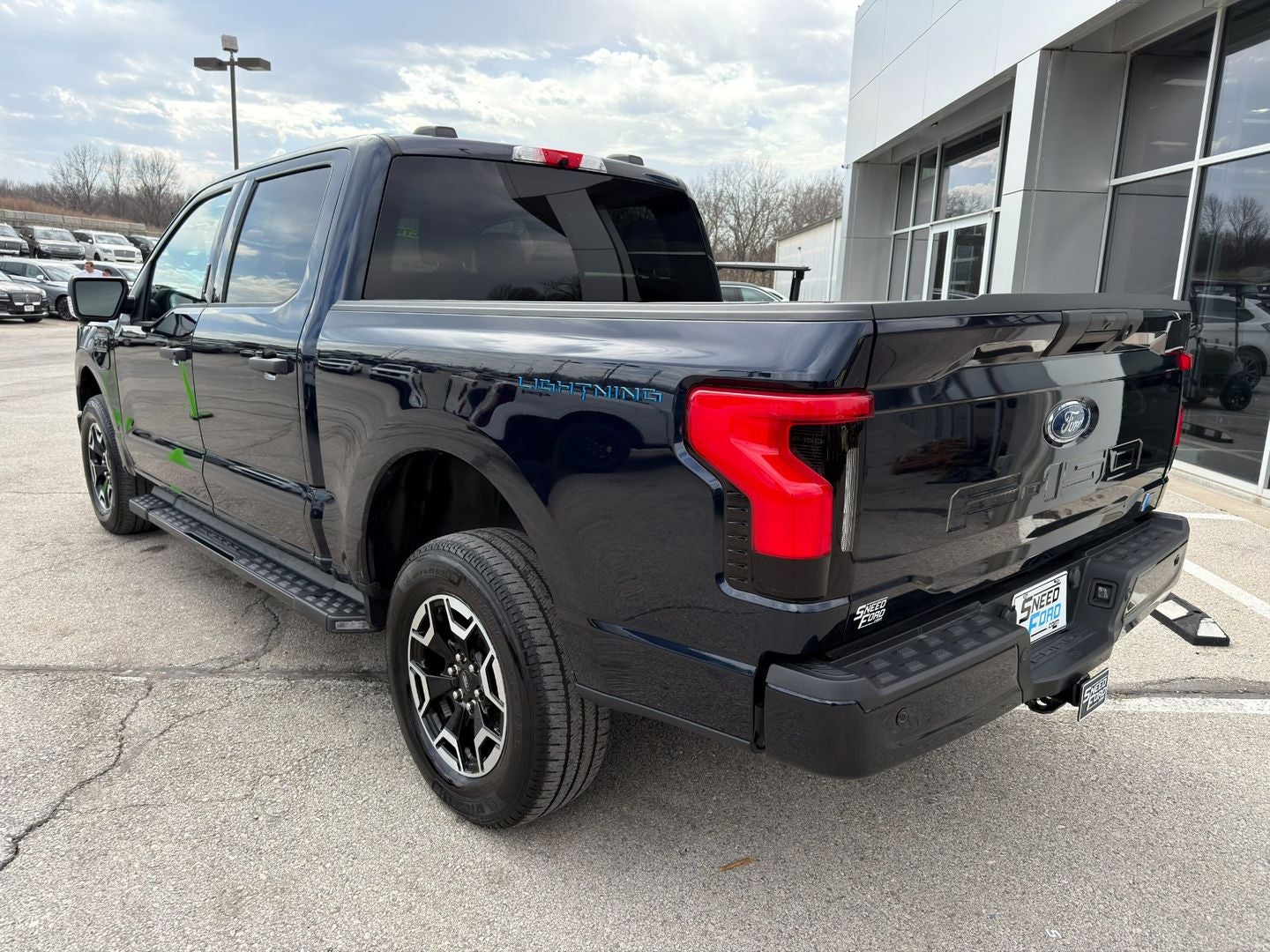 2023 Ford F-150 Lightning XLT