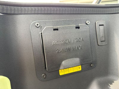 2023 Ford F-150 Lightning XLT