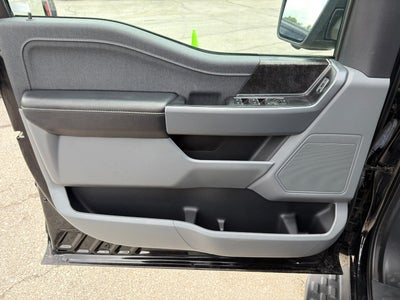 2023 Ford F-150 Lightning XLT