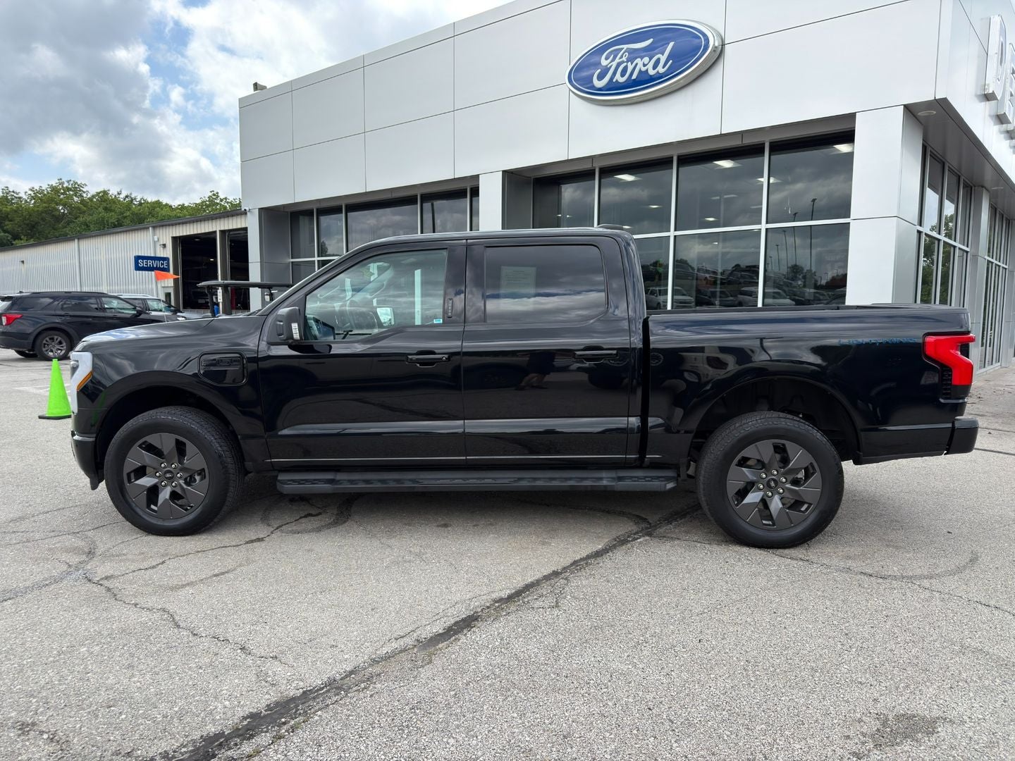 2023 Ford F-150 Lightning XLT