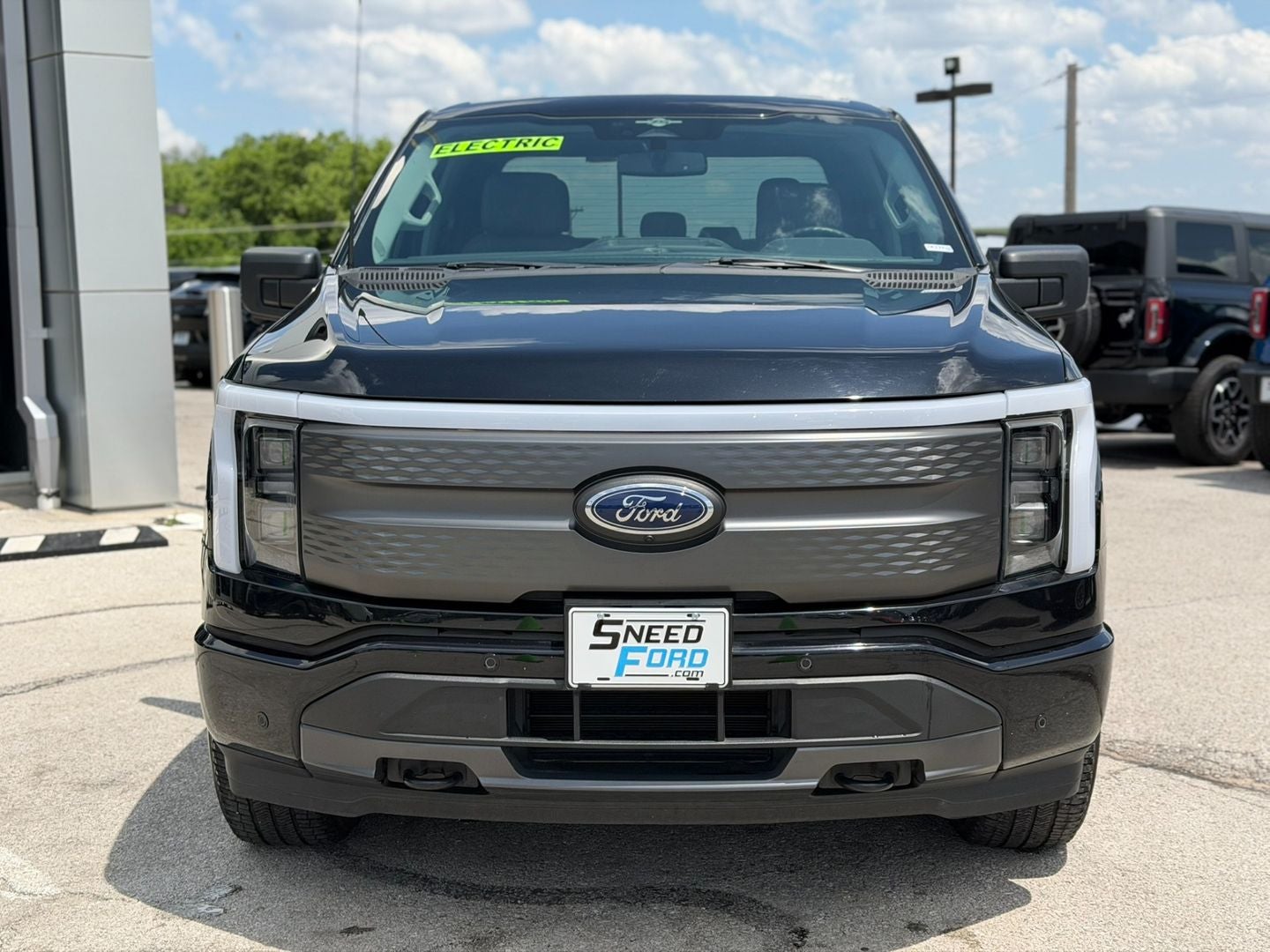2023 Ford F-150 Lightning XLT