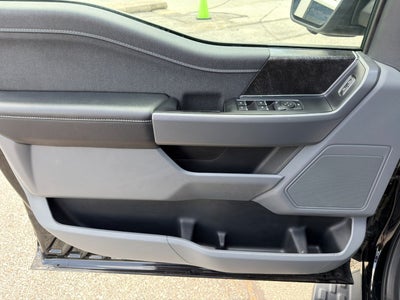 2023 Ford F-150 Lightning XLT