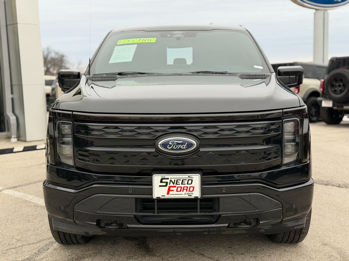 2022 Ford F-150 Lightning LARIAT