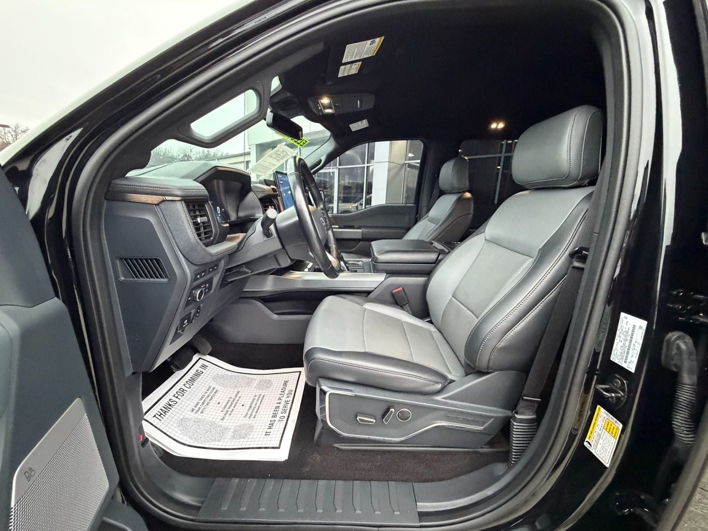 2022 Ford F-150 Lightning LARIAT