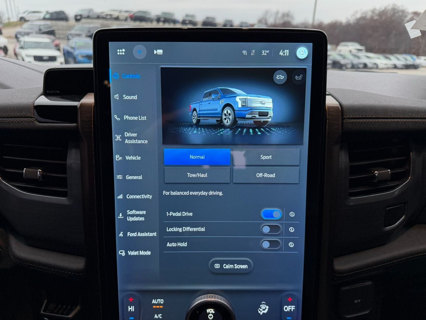 2022 Ford F-150 Lightning LARIAT