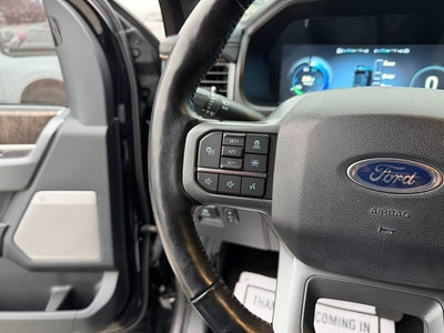 2022 Ford F-150 Lightning LARIAT