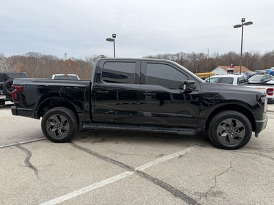 2022 Ford F-150 Lightning LARIAT