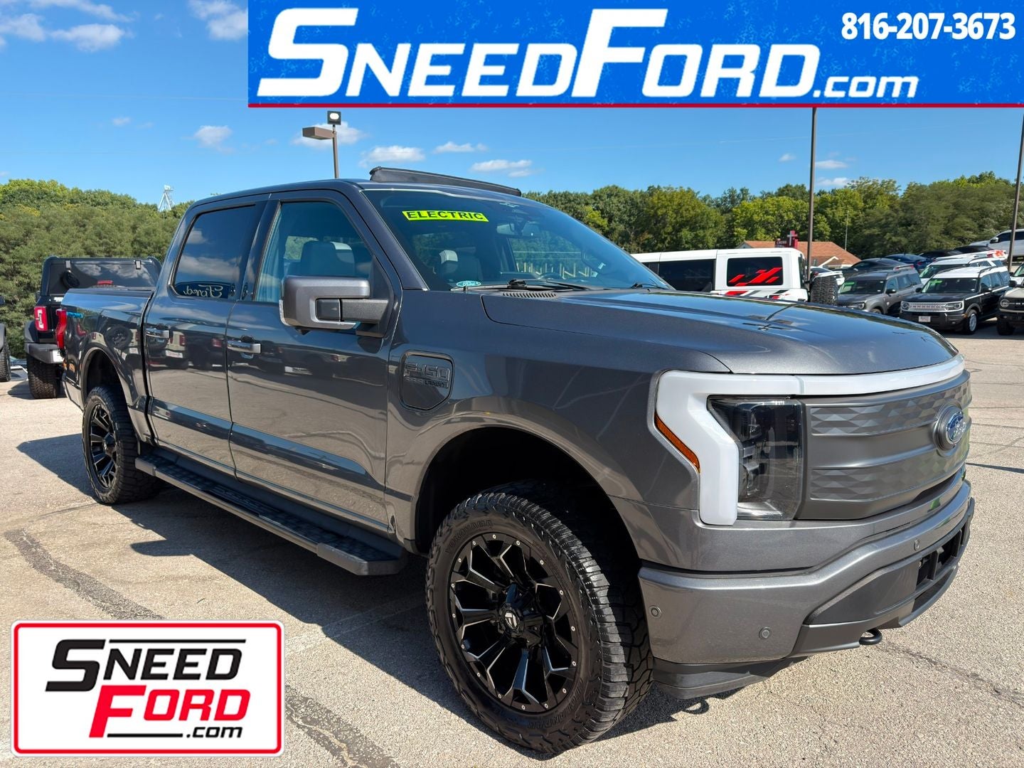 2023 Ford F-150 Lightning LARIAT