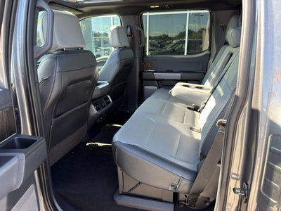 2023 Ford F-150 Lightning LARIAT