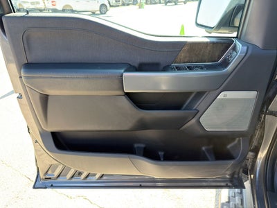 2023 Ford F-150 Lightning LARIAT
