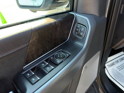 2023 Ford F-150 Lightning LARIAT