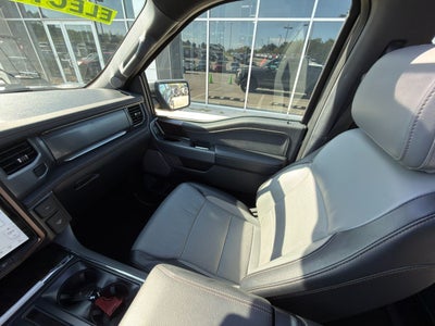 2023 Ford F-150 Lightning LARIAT