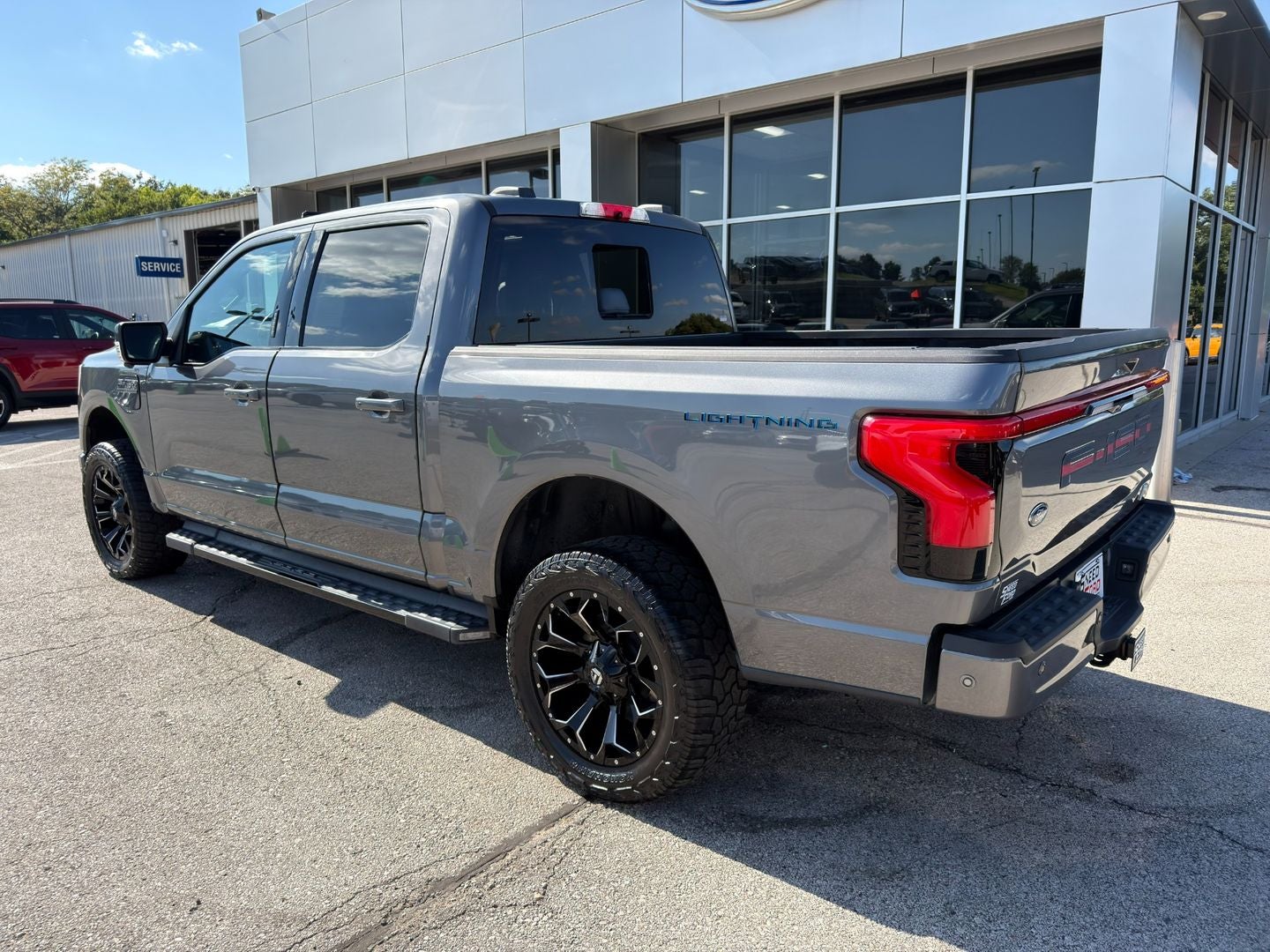 2023 Ford F-150 Lightning LARIAT