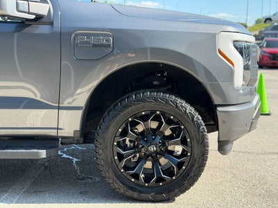 2023 Ford F-150 Lightning LARIAT