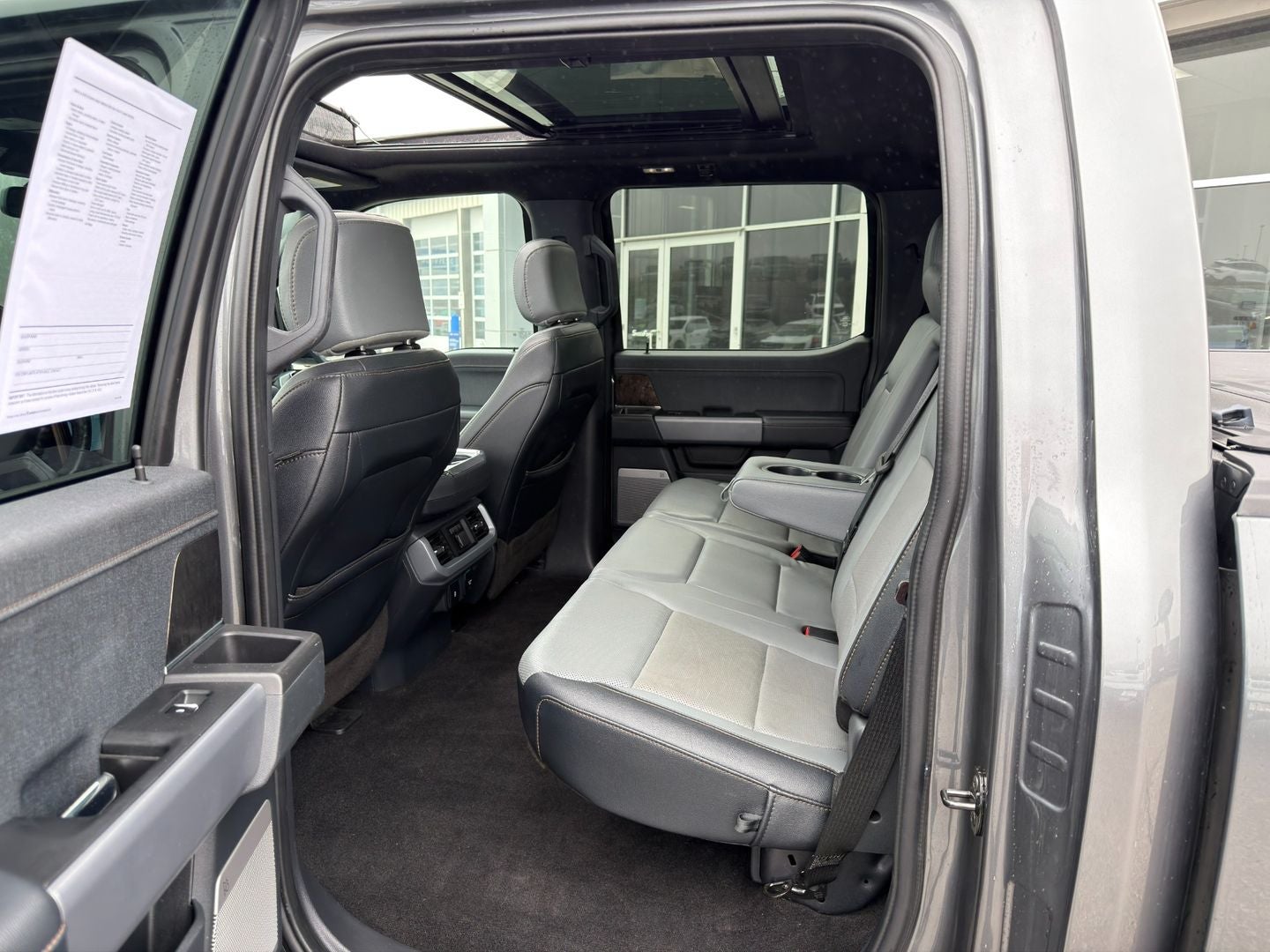 2023 Ford F-150 Lightning LARIAT