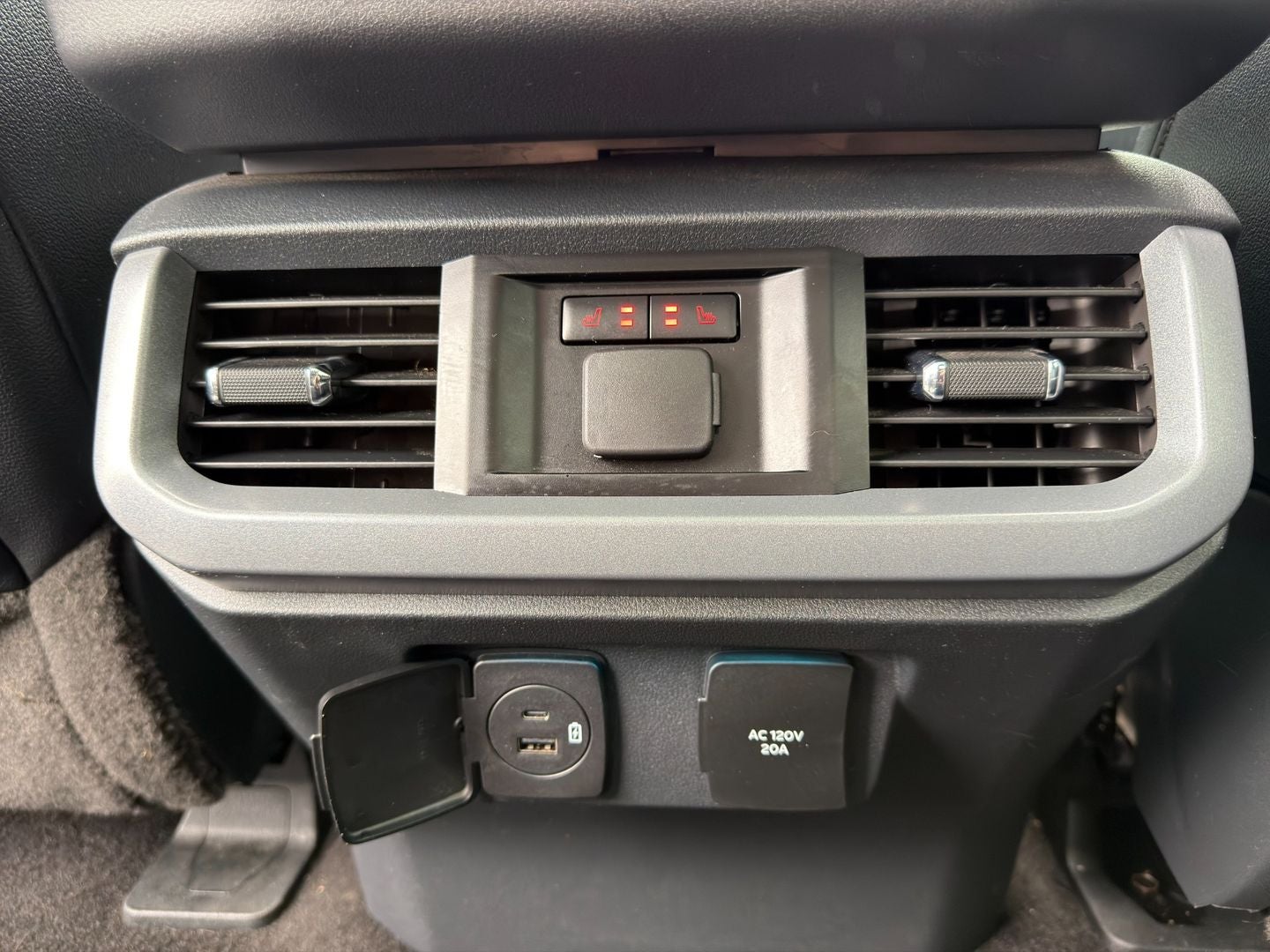 2023 Ford F-150 Lightning LARIAT