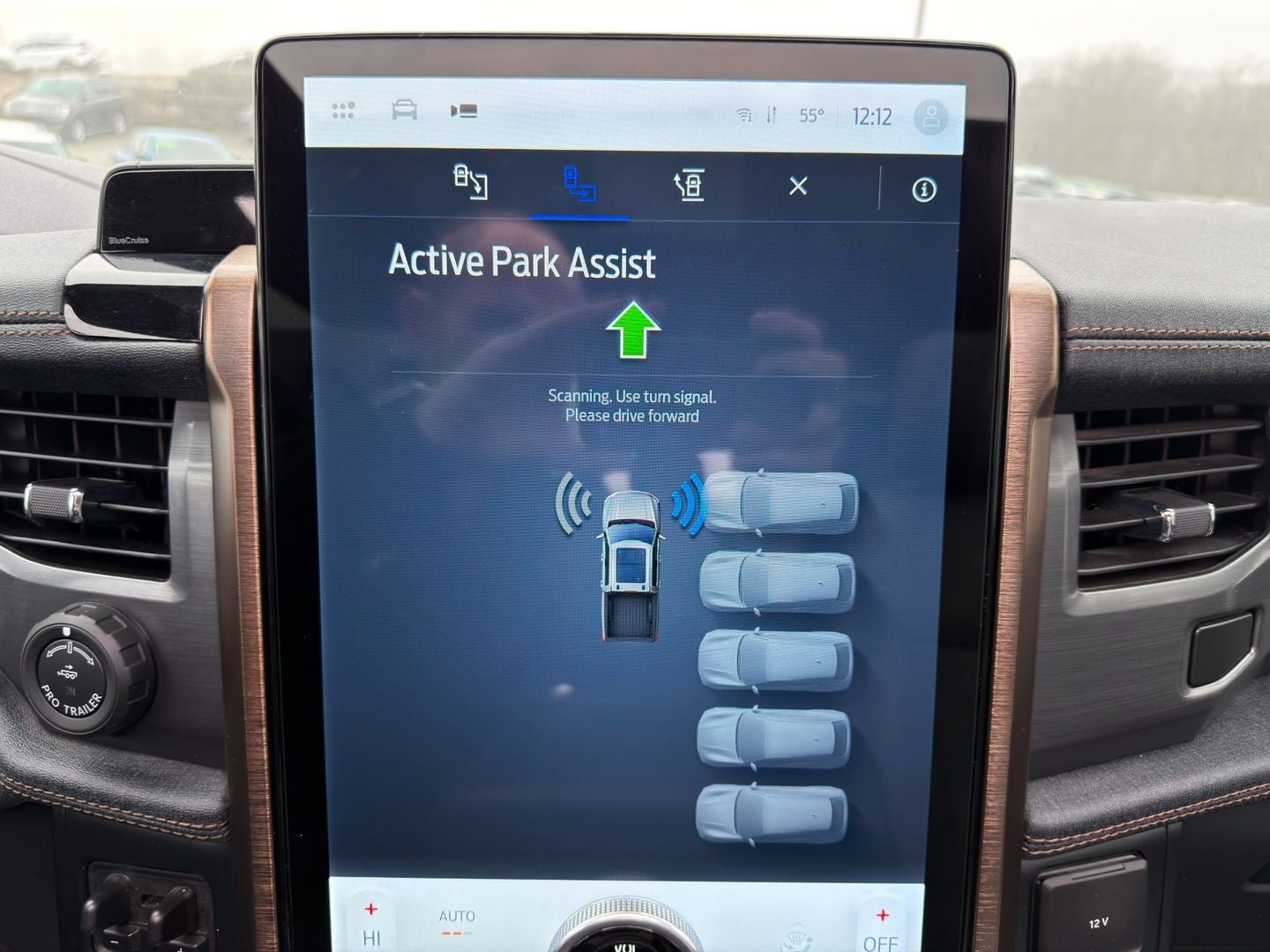 2023 Ford F-150 Lightning LARIAT