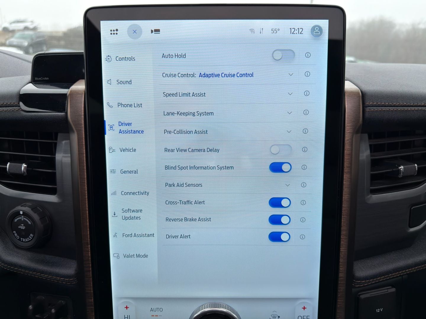 2023 Ford F-150 Lightning LARIAT