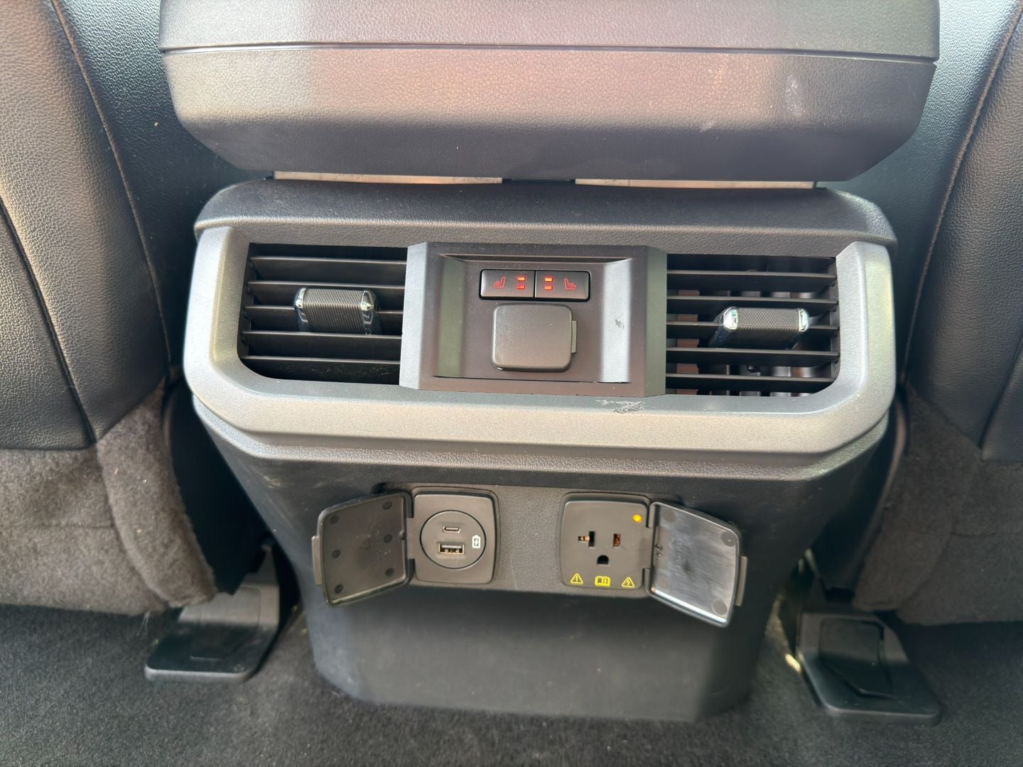 2023 Ford F-150 Lightning LARIAT