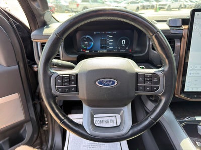 2023 Ford F-150 Lightning LARIAT