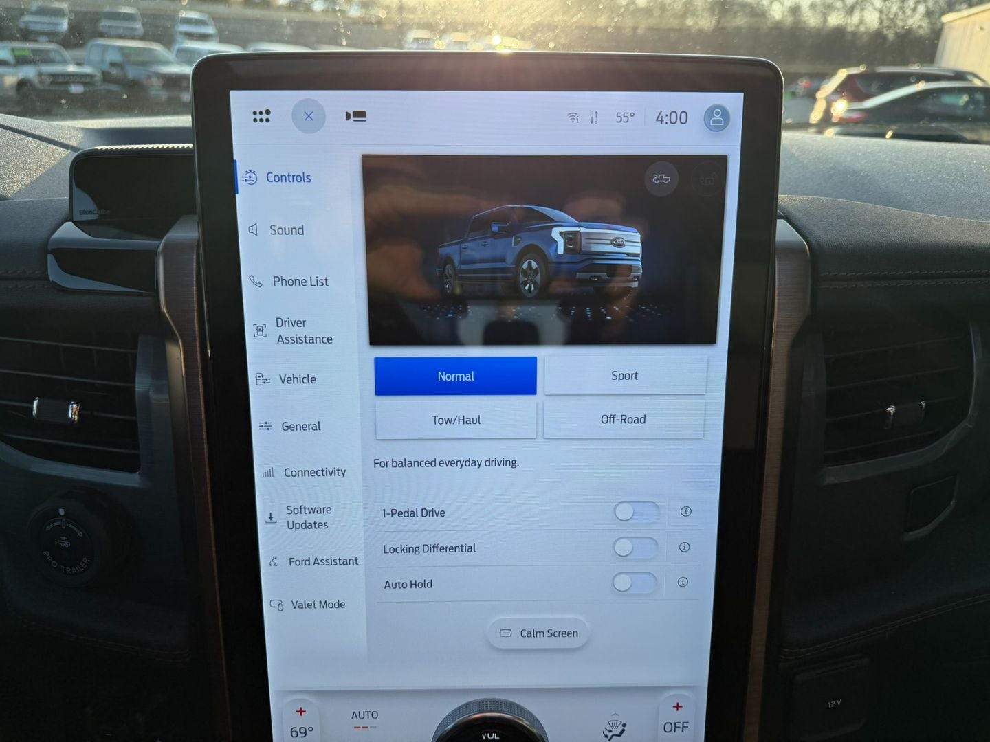 2023 Ford F-150 Lightning LARIAT